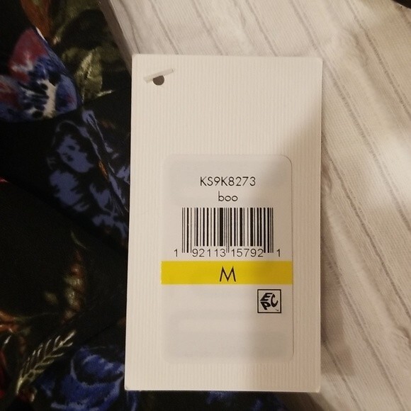 KENSIE Floral print wrap dress ruffle accent long sleeve v-neck black size M new - Picture 8 of 13